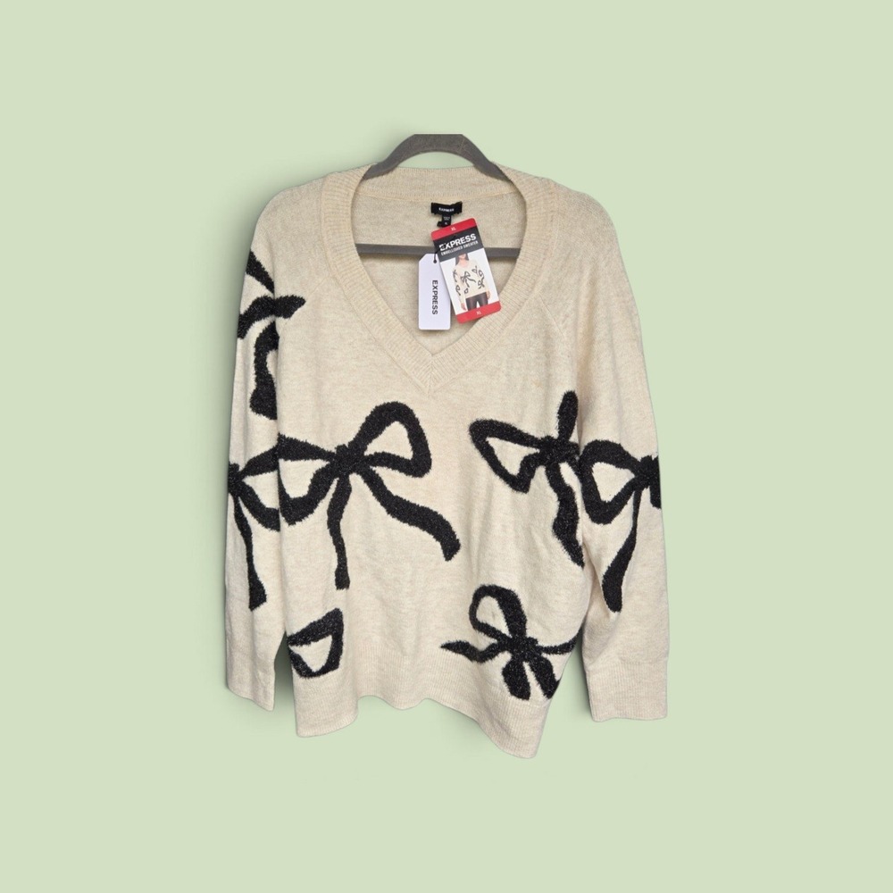 Express Embellished Sweater Cream Black Bow V-Neck Pullover XL New With Tags